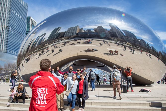 Chicago in a Day: Food, History & Architecture Walking Tour - Riverwalk views and the commute feeling of Chicago’s main artery