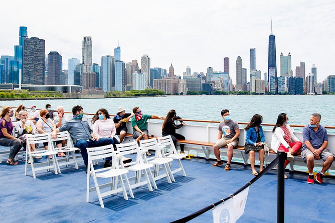 Chicago Lake and River Architecture Tour - The guides: humor that turns buildings into stories