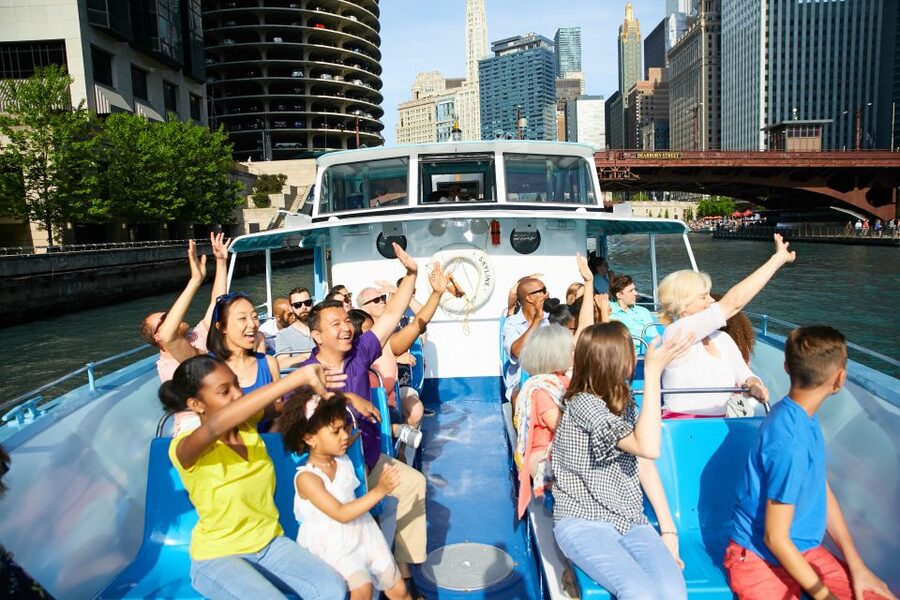 Chicago: Narrated Sightseeing River and Lake Cruise - The Chicago River segment: skyline close-ups and landmark callouts