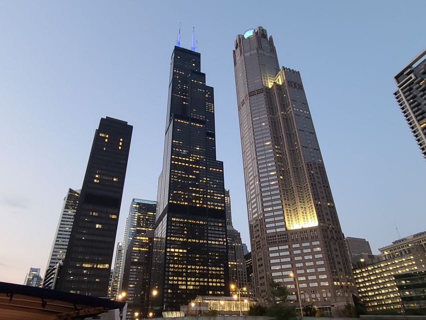 Chicago River: 1.5-Hour Guided Architecture Cruise - Open deck versus indoor cabin: comfort that changes everything