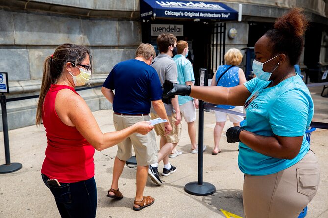 Chicago River 45-Minute Architecture Tour from Magnificent Mile - Price and value: what $28 gets you in Chicago