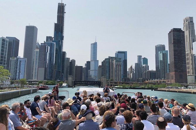 Chicago River 90-Minute Architecture Boat Tour - Why this 90-minute architecture cruise is such good Chicago value