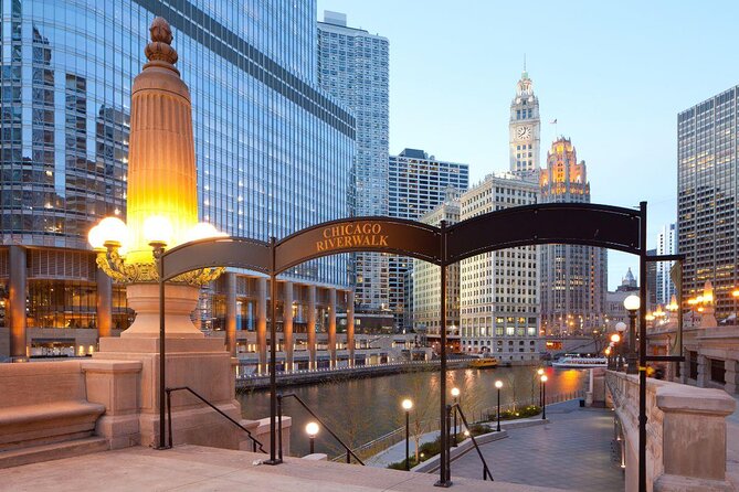 Chicago River 90-Minute Architecture Tour - Why the Chicago River Cruise Is One of the Smartest City-Sight Shortcuts