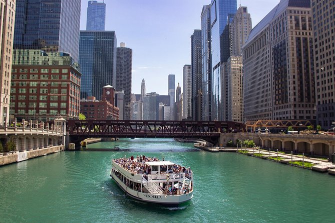 Chicago River 90-Minute Architecture Tour - The Guide Factor: Why the Narration Makes the Architecture Click