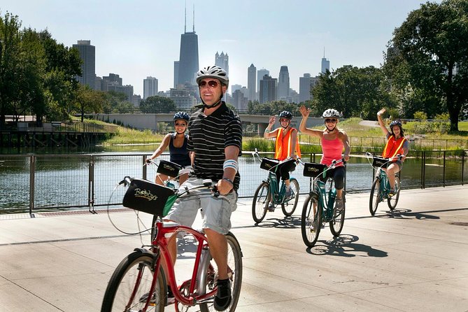 Chicago's Ultimate City Bike Tour - A bike loop that makes Chicago feel organized