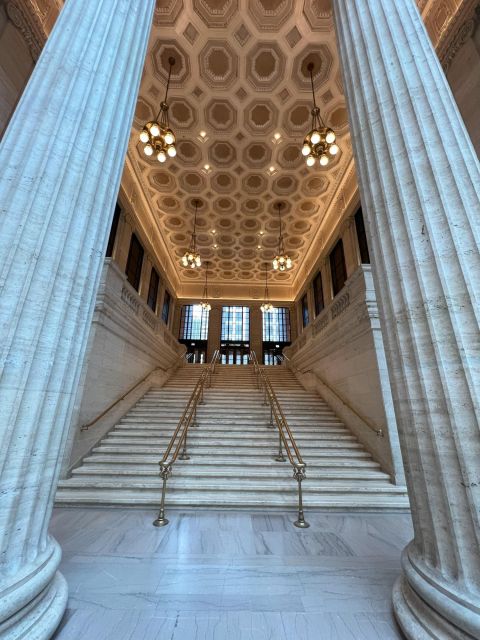 Chicago: Secret Interiors Architecture Walking Tour - The Chicago Loop and South LaSalle Street: ambition in the open air