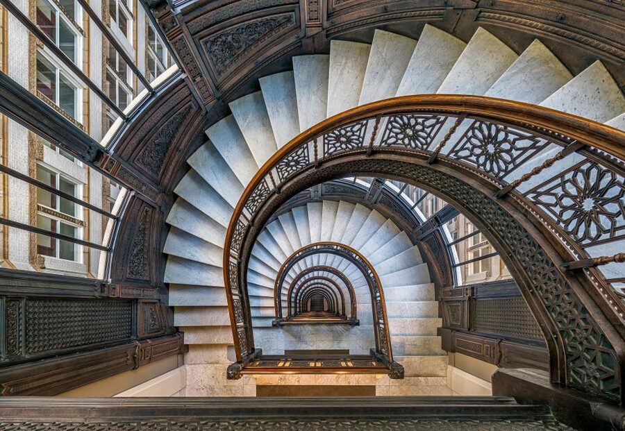 Chicago: Secret Interiors Architecture Walking Tour - Guides make the difference, and this tour tends to attract strong ones