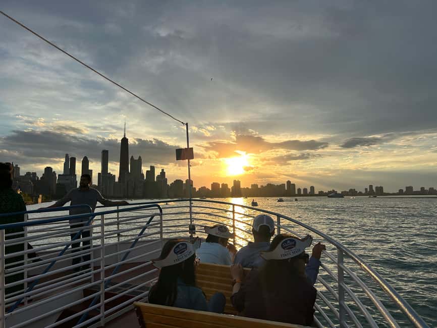 Chicago: Shoreline Lake Michigan Skyline Cruise - Seating, photos, and how to avoid common disappointments