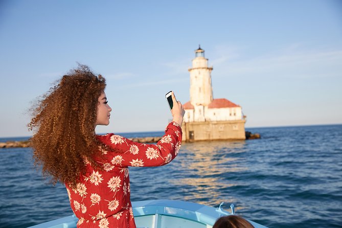 Chicago Sightseeing River and Lake Cruise - Price and value: what $45 buys you on the water