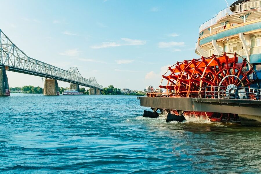 Cincinnati: Historic Sightseeing Cruise - Entering The Ohio River Corridor From Newport