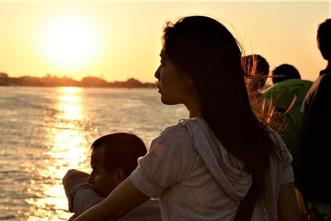 City Cruises Boston 90-Minute Harbor Sunset Sightseeing Cruise - Views you can expect, including Logan Airport flyovers