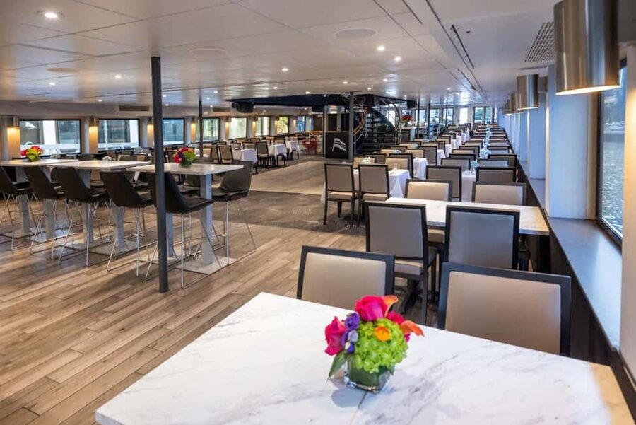 City Cruises Boston: Harbor Buffet Lunch or Dinner Cruise - The onboard vibe: DJ energy without leaving your table