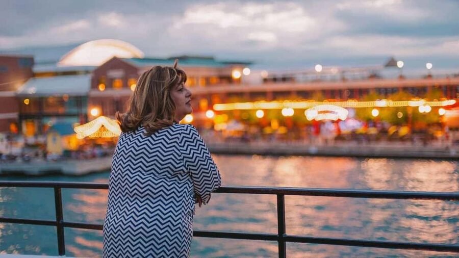 City Cruises Chicago: Lake Michigan Lunch or Dinner Cruise - Rooftop Deck Views: Your Best Shot at 360-Degree Skyline Photos