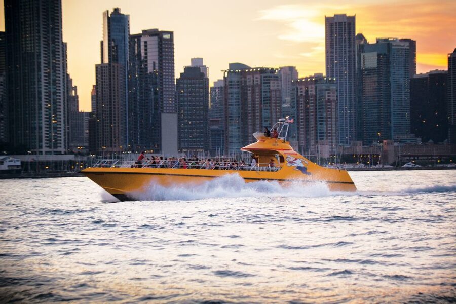 City Cruises Chicago: Seadog Lakefront Speedboat Ride - Speedboat With a Skyline Lesson: Navy Pier to Lake Michigan