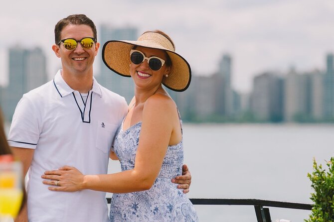 City Cruises Chicago: Signature Lunch Cruise on Lake Michigan - Service quality: the staff makes or breaks the experience