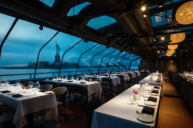 City Cruises New York: Bateaux Premier Dinner Cruise - Hudson River Glide: Whitney Museum to One World Trade Center