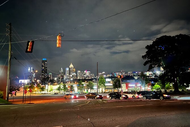 City Lights Atlanta Night-Time Tour with Photos & Dinner Stop - Getting Oriented Fast: Meet at Atlanta Marriott Marquis at 7:00 pm