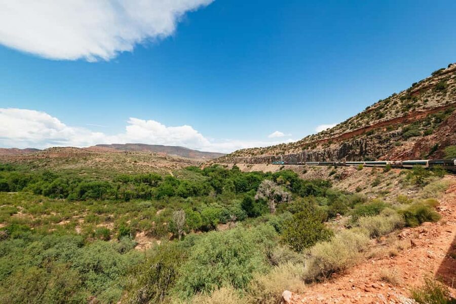 Clarkdale: Verde Canyon Railroad Train Ticket - Service quality you can feel, even when you are just holding a sandwich