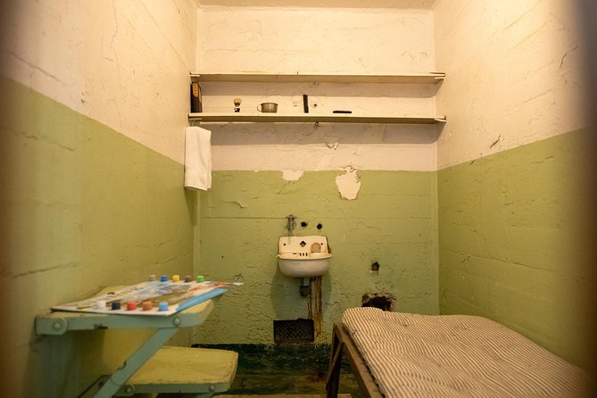 Combo Tour: Alcatraz Island and San Francisco Grand City Tour - Presidio and Golden Gate Park drive-by power hits