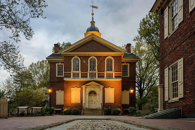 Dark Philly Adult Night Tour - Walnut Street, prison walls, and the haunting aftertaste