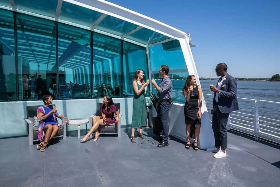 DC: City Cruises Gourmet Brunch, Lunch, or Dinner Cruise - Food that actually comes to the table: brunch structure and menus