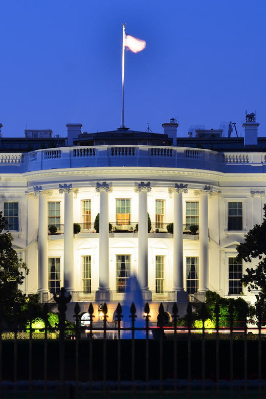 DC: Monuments & Memorials Sunset Tour by Open-top Bus - Key highlights worth your attention