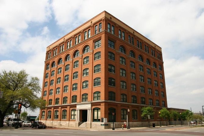 Deadly Dallas Ghost Tours: Blood, Bones, and Burials - Key things that make this tour worth your time
