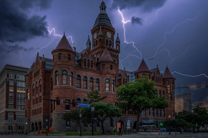 Deadly Dallas Ghost Tours: Blood, Bones, and Burials - Grassy knoll stop: speculation, positioning, and other roaming stories