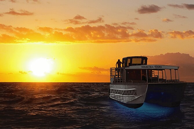 Deluxe Na Pali Sunset Snorkel Tour on the Lucky Lady - Guided snorkeling: getting in the water without guessing