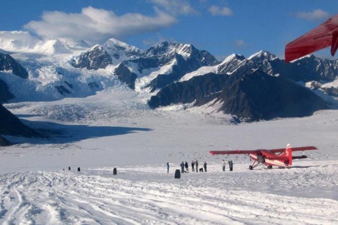 Denali Experience Flightseeing Tour from Talkeetna - The Big Route: From Near Denali’s Summit Down Into Ruth Amphitheater