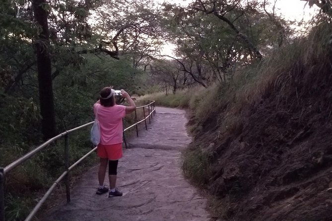 Diamond Head Crater - Crowd math: why your pace controls the vibe