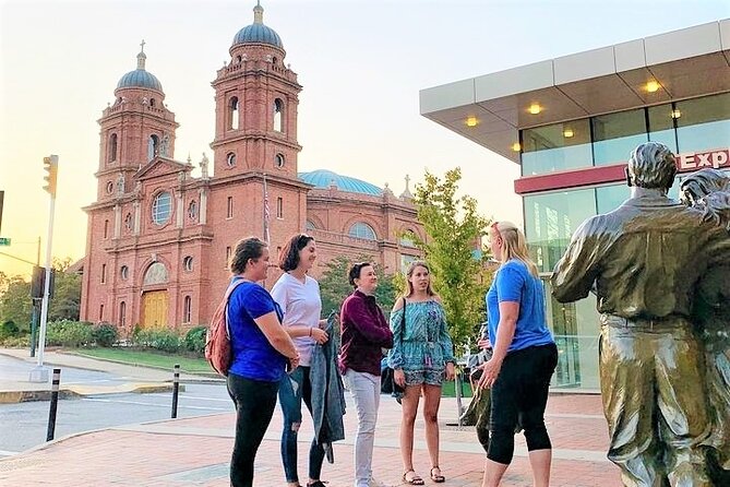 Downtown Asheville Tip-Based Sightseeing Walking Tour - Key things you will notice on this downtown Asheville walk
