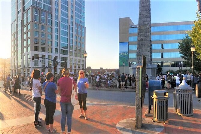 Downtown Asheville Tip-Based Sightseeing Walking Tour - Starting at 20 S Spruce St, then walking to the Flat Iron end point