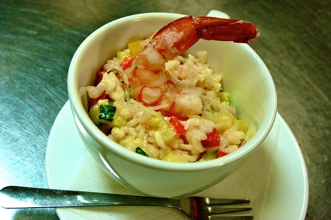 Downtown Charleston Food Tour - Stops 2 and 3: Southern classics, plus some modern twists
