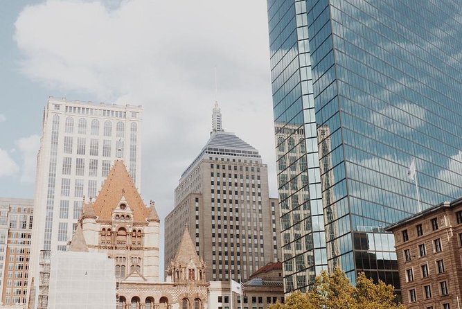 Downtown Freedom Trail, Beacon Hill & Back Bay Walking Tour - Back Bay on foot: Commonwealth Avenue, Newbury Street, and that Victorian brownstone feel