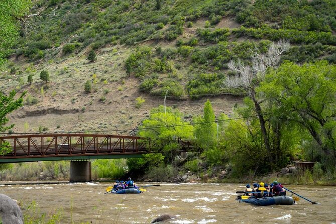 Durango ~ 2.5 "Splash "N" Dash" Family Rafting Lower Animas River - Safety on a family trip: what to expect from a well-run raft