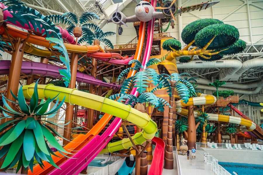 East Rutherford: Dreamworks Indoor Water Park Entry Ticket - Family ride lineup: Toothless, Dragon Racers, and the hydromagnetic wow