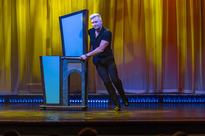 Escape Reality Branson Magic Dinner Show - A simple evening timeline that keeps you from feeling rushed