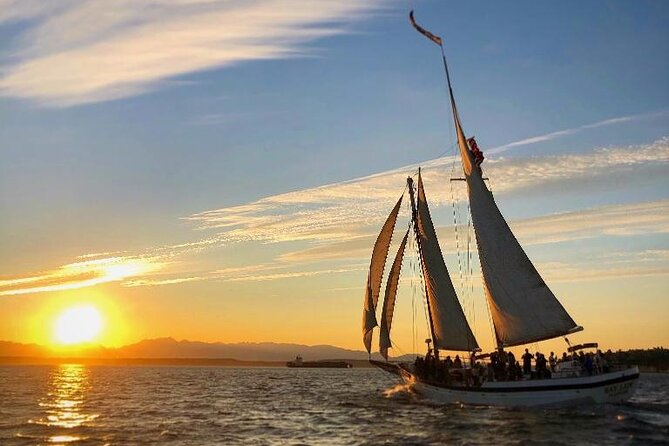 Evening Colors Sunset Sail Tour in Seattle - Getting to Bell Harbor and Boarding Without Stress