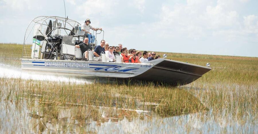 Everglades: Sawgrass Park Day Time Airboat Tour & Exhibits - Entering Sawgrass Recreation Park, With a Timing Twist