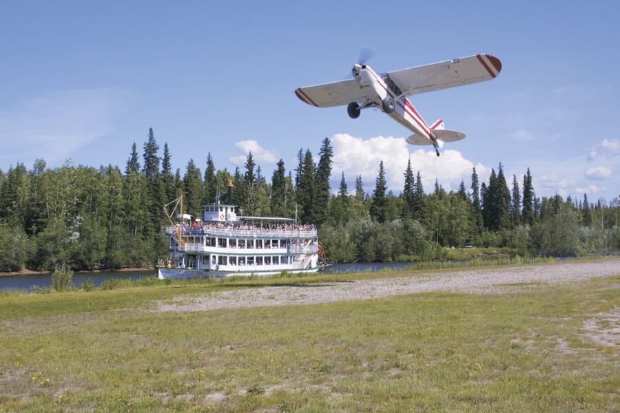 Fairbanks: Riverboat Cruise and Local Village Tour - Bush pilot demo: why flying is not a gimmick in remote Alaska