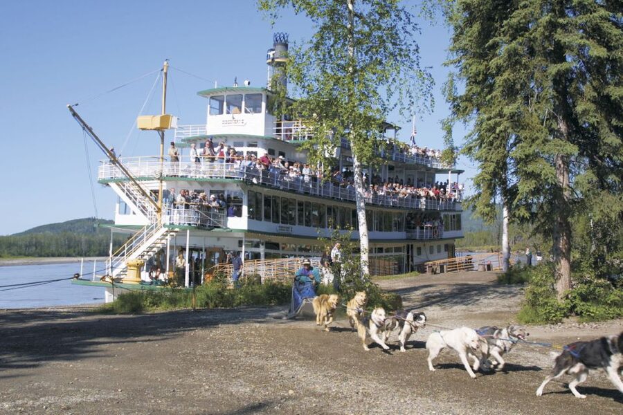 Fairbanks: Riverboat Cruise and Local Village Tour - Susan Butcher’s Trail Breaker Kennel and the mushing demonstration
