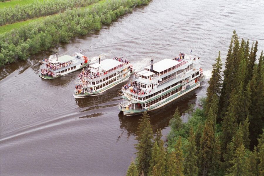 Fairbanks: Riverboat Cruise and Local Village Tour - Food on board and at Captain’s Corner: simple, convenient, and easy to plan around