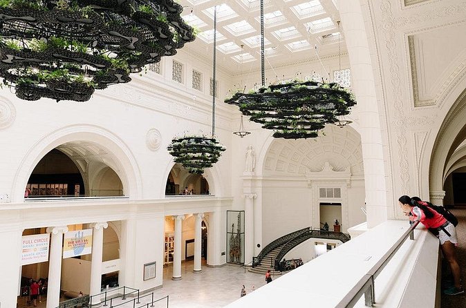 Field Museum of Natural History Admission Tickets - Hall of Gems and Ancient Americas: Chinese Jade, Inca Legends, Aztec Worlds