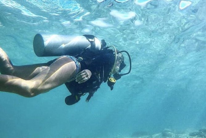 First-Time Scuba Diving in Honolulu + Free Videos - Should You Book This First Underwater Lesson in Honolulu?