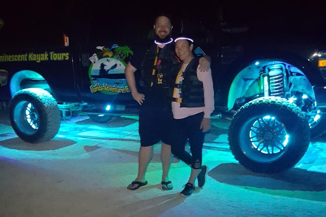 Florida Bioluminescence Kayaking Tour (Titusville) - The neon-blue moment: what bioluminescence looks like (and why it varies)