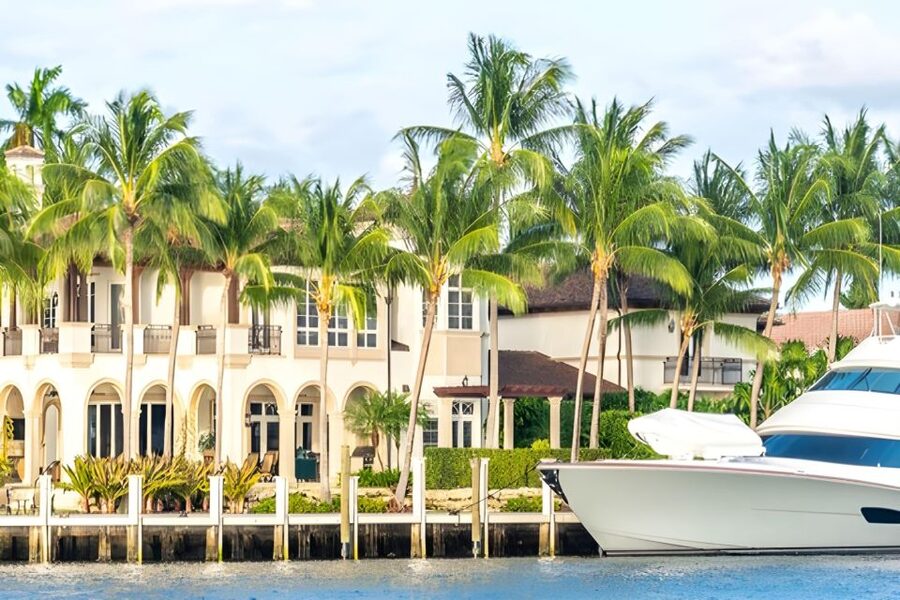 Fort Lauderdale: Millionaire's Row Cruise with Drinks - What the Boat Experience Feels Like in Real Life