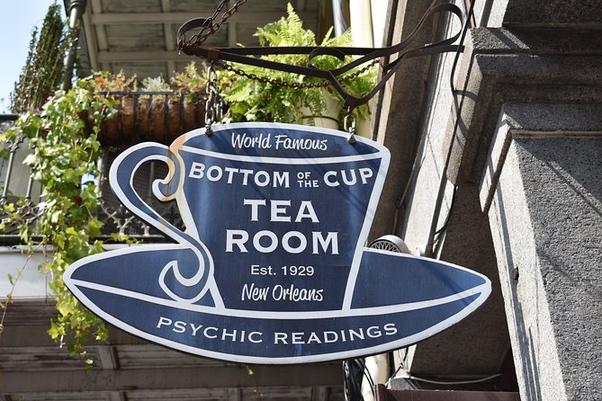 French Quarter Historical Sights and Stories Walking Tour - Using the shopping and dining tips without wasting time