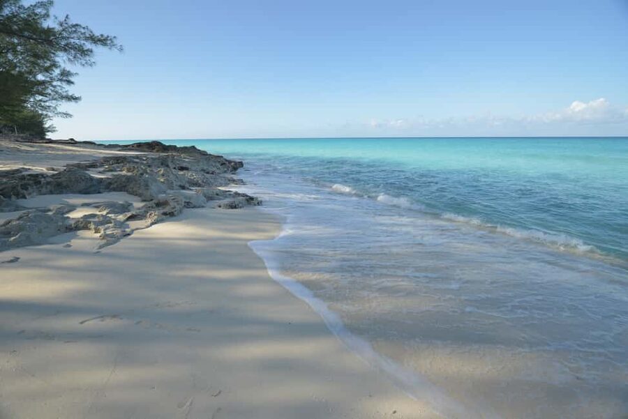 From Fort Lauderdale: Day Trip to Bimini - Your Six Hours on Bimini: Plan a Beach Day, Not a Checklist