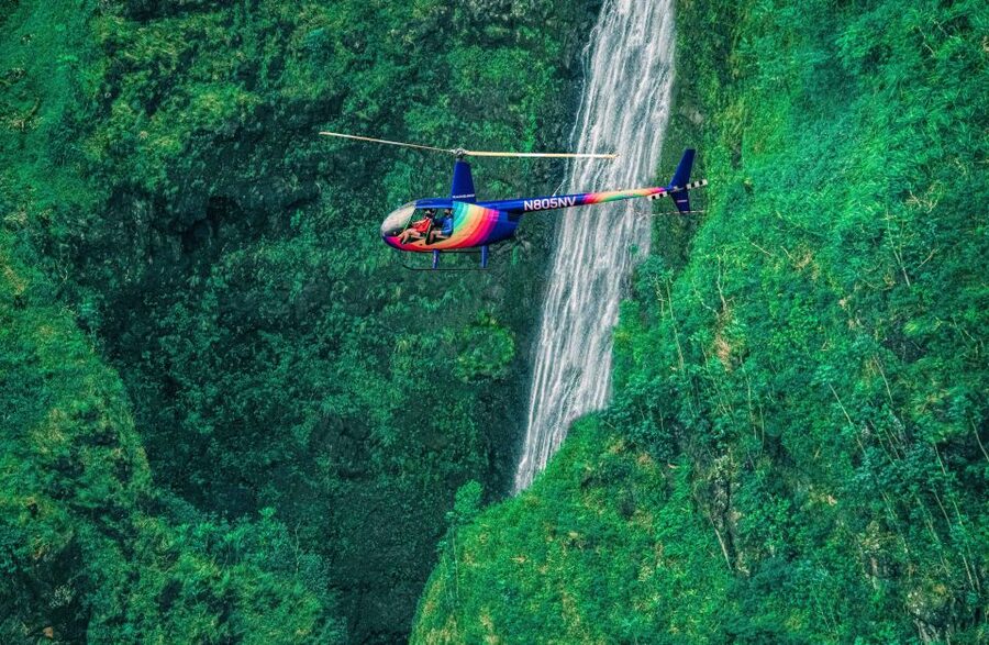 From Honolulu: Oahu 60min Helicopter Tour with Doors Off/On - Lanikai Beach, Kaneohe Bay, and the Chinaman’s Hat